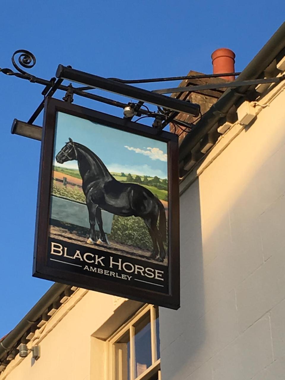 Black Horse Amberley  Buitenkant foto